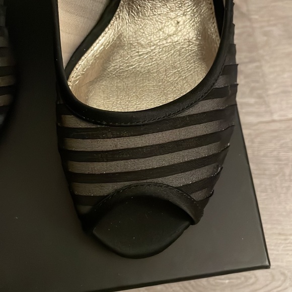 Excellent condition Adrianna Papel flirt open peep toe black chiffon pump - Picture 2 of 12